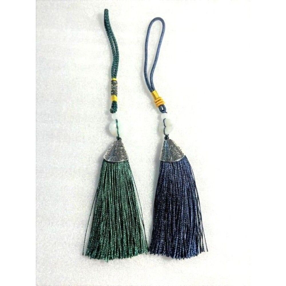 Decorative Tassel Hanging with Jade Donut - Green